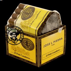Petit Cazadores